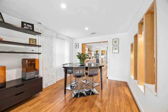 804 S Weatherred Drive, Richardson, TX 75080