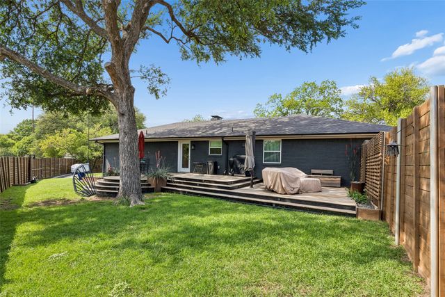 804 S Weatherred Drive, Richardson, TX 75080