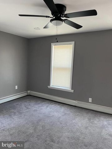 905 PINE ST, Darby, PA 19023