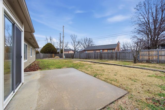 3120 Steven St, Augusta, KS 67010