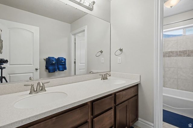 200 S MAHOGANY WAY, Elk Ridge, UT 84651