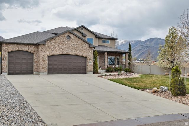 200 S MAHOGANY WAY, Elk Ridge, UT 84651