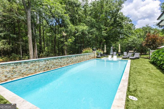 2798 Stokes Store Road, Forsyth, GA 31029