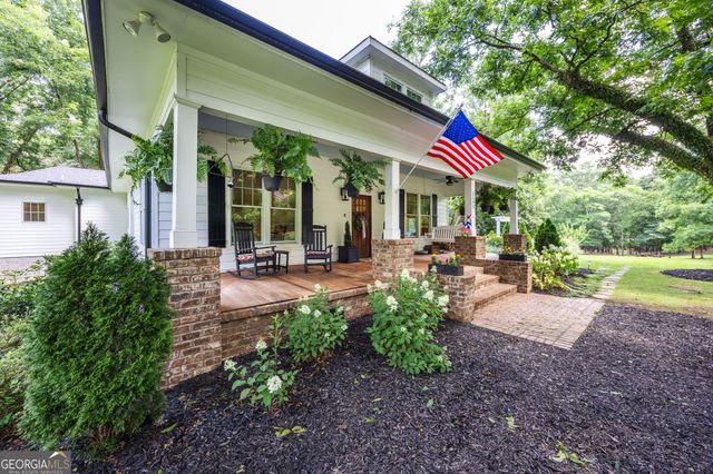 2798 Stokes Store Road, Forsyth, GA 31029