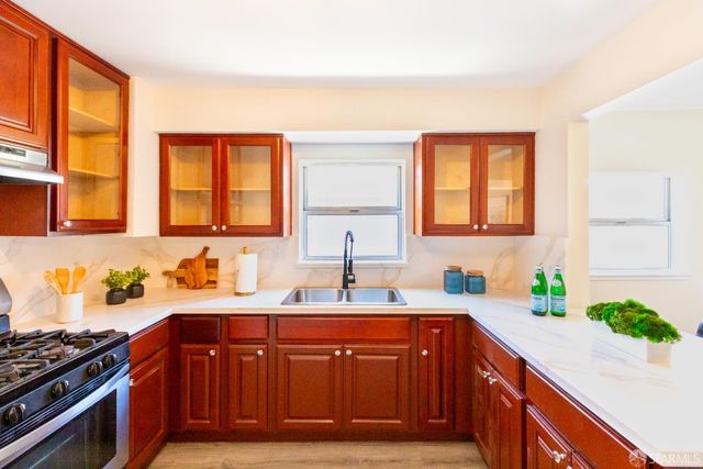 808 Fourth Street, Rodeo, CA 94572