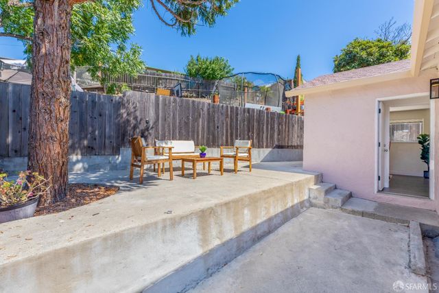 808 Fourth Street, Rodeo, CA 94572