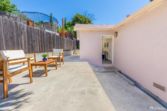 808 Fourth Street, Rodeo, CA 94572