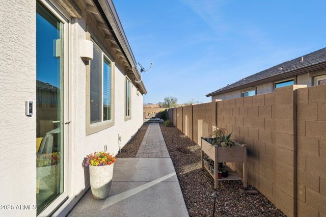 7227 S SANDAL Road, Gold Canyon, AZ 85118