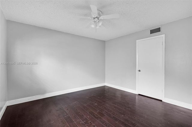 7045 W Sunrise Blvd 7045, Plantation, FL 33313