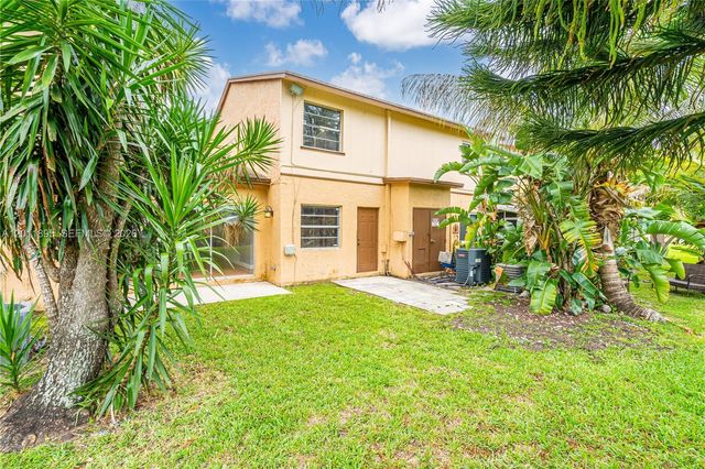 7045 W Sunrise Blvd 7045, Plantation, FL 33313