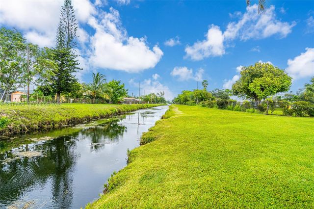 7045 W Sunrise Blvd 7045, Plantation, FL 33313
