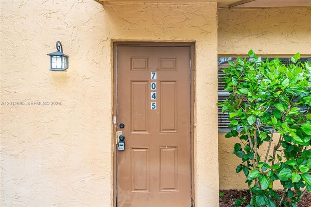 7045 W Sunrise Blvd 7045, Plantation, FL 33313