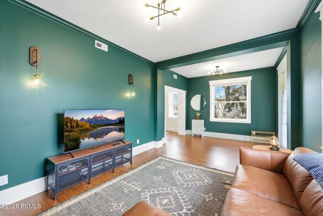 1154 E 1st Avenue, Salt Lake City, UT 84103