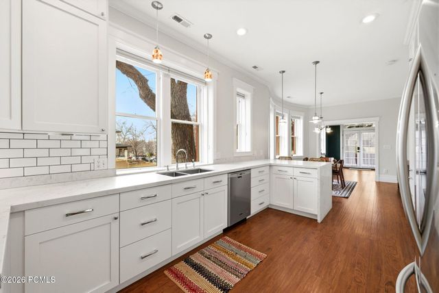 1154 E 1st Avenue, Salt Lake City, UT 84103