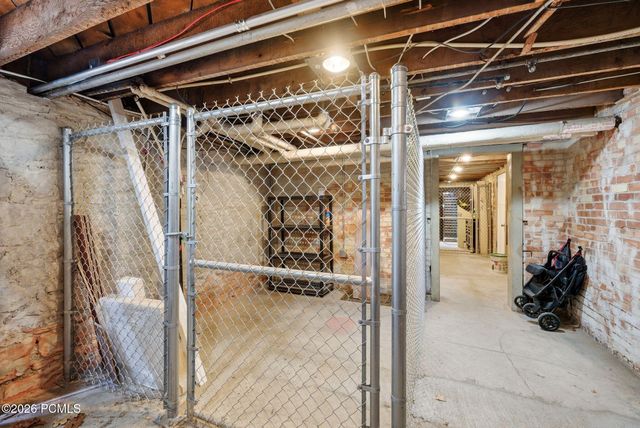 1154 E 1st Avenue, Salt Lake City, UT 84103