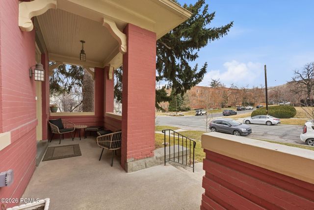 1154 E 1st Avenue, Salt Lake City, UT 84103