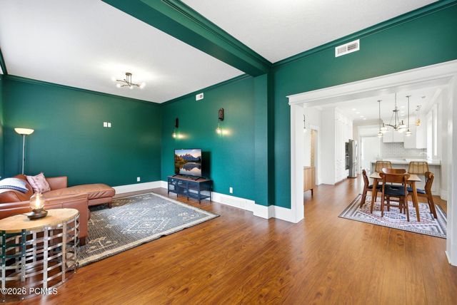 1154 E 1st Avenue, Salt Lake City, UT 84103