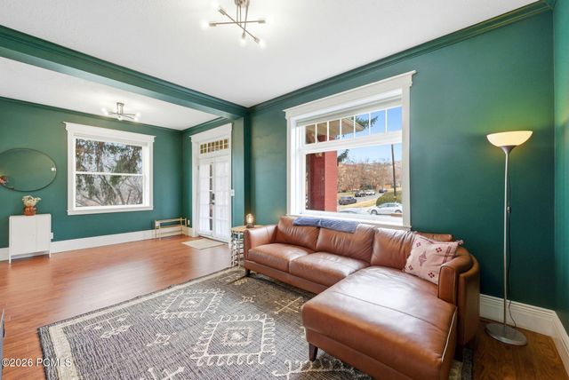 1154 E 1st Avenue, Salt Lake City, UT 84103