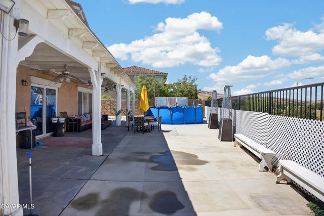 2225 Carolyn Drive, Palmdale, CA 93551