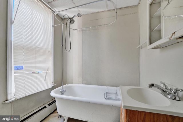 818 WALLACE ST, York, PA 17403