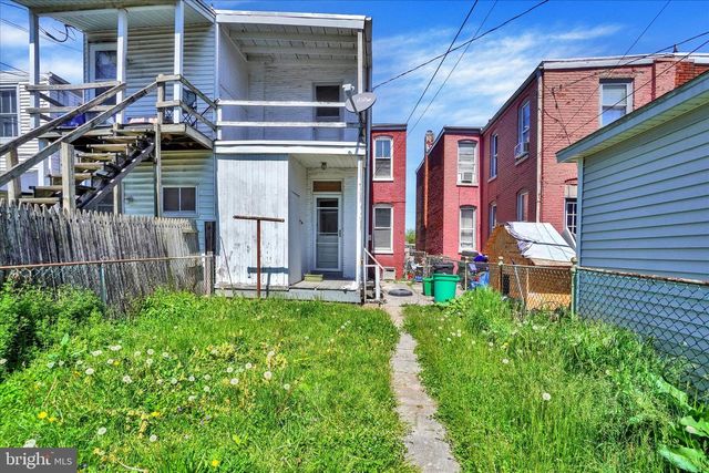 818 WALLACE ST, York, PA 17403