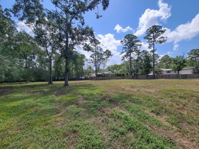 11439 Memorial Drive, Houston, TX 77024