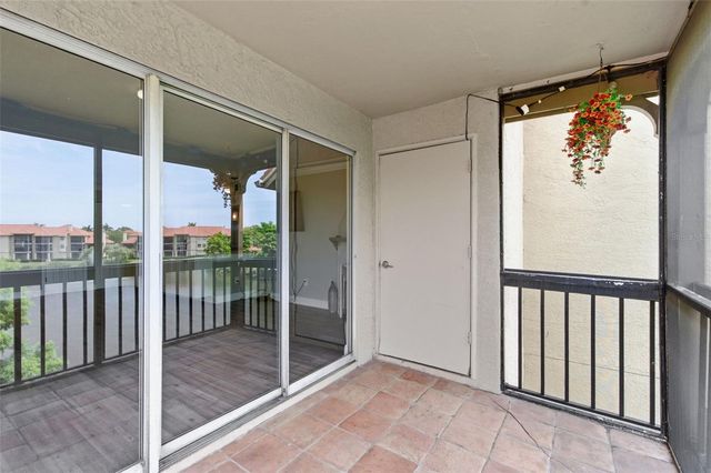 2400 FEATHER SOUND DRIVE 1136, Clearwater, FL 33762