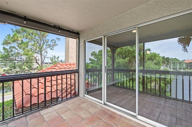 2400 FEATHER SOUND DRIVE 1136, Clearwater, FL 33762