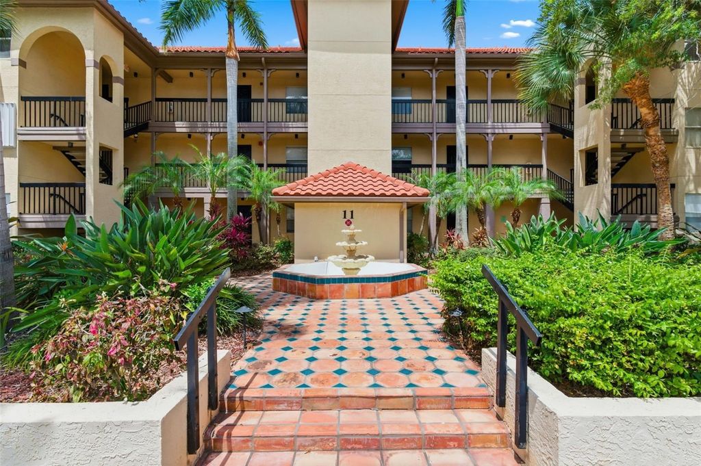 2400 FEATHER SOUND DRIVE 1136, Clearwater, FL 33762