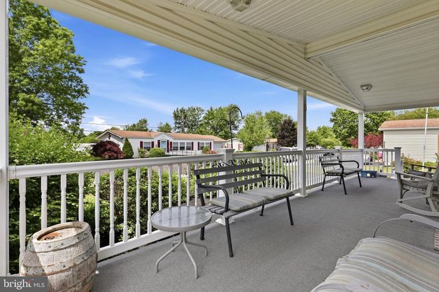 28 WILLIAMS WAY, Sellersville, PA 18960