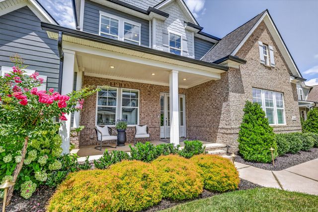 5638 Eaglemont Dr, Murfreesboro, TN 37129