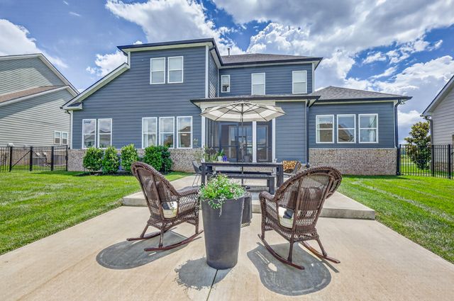 5638 Eaglemont Dr, Murfreesboro, TN 37129