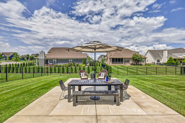 5638 Eaglemont Dr, Murfreesboro, TN 37129