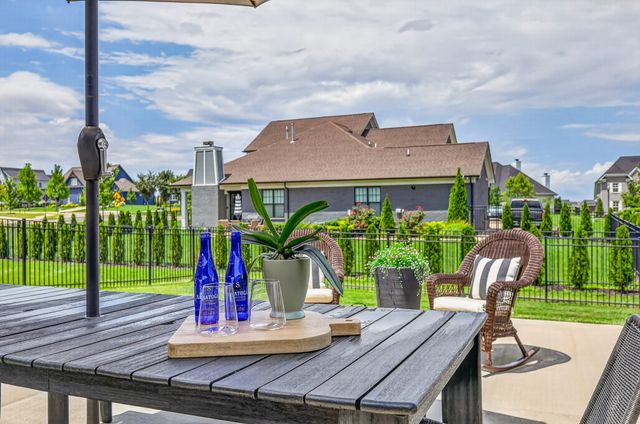 5638 Eaglemont Dr, Murfreesboro, TN 37129