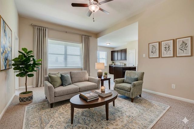 8862 Oval Glass Street, Conroe, TX 77304