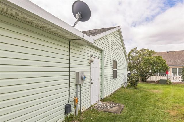 510 TORRES PLACE, Lady Lake, FL 32159