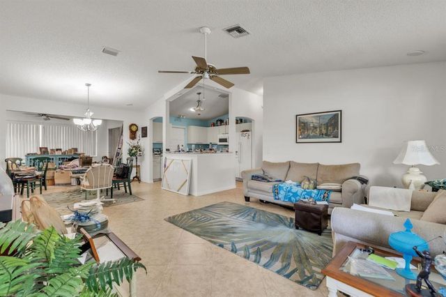 510 TORRES PLACE, Lady Lake, FL 32159