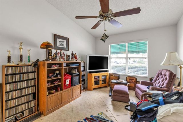 510 TORRES PLACE, Lady Lake, FL 32159