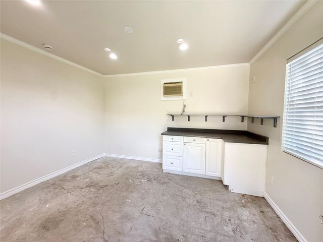 5545 Pagewood Lane, Houston, TX 77056