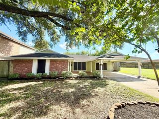 5545 Pagewood Lane, Houston, TX 77056