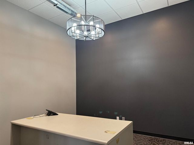 724 W 2ND Street, Davenport, IA 52802