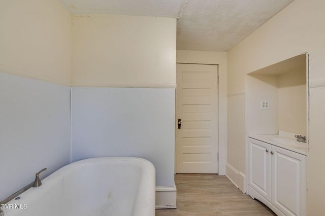 539 Edmond Street, Bristol, VA 24201