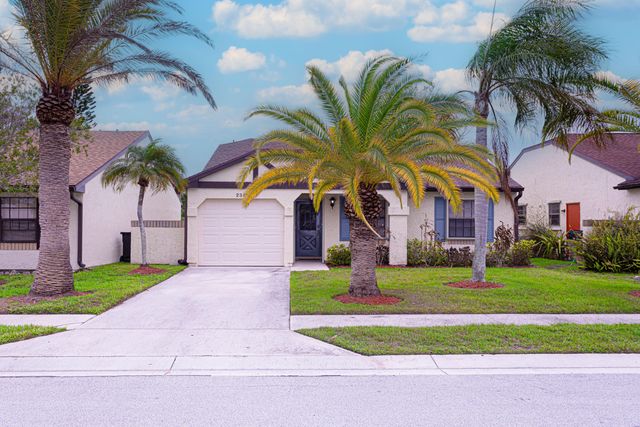 2344 SE Breckenridge Circle, Port St. Lucie, Port St Lucie, FL 34952