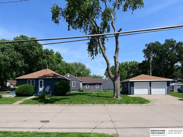 2006 N Clarkson Street, Fremont, NE 68025