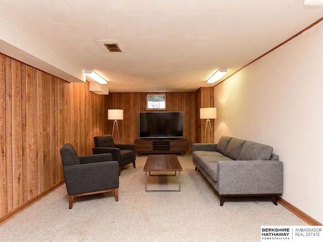 2006 N Clarkson Street, Fremont, NE 68025