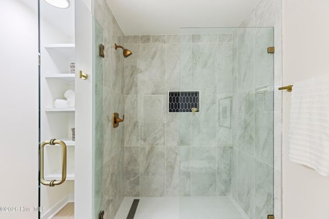 6033 Shiloh Drive, Wilmington, NC 28409