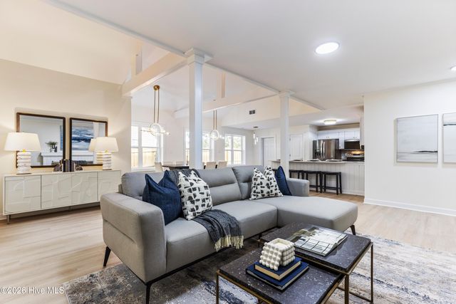 6033 Shiloh Drive, Wilmington, NC 28409