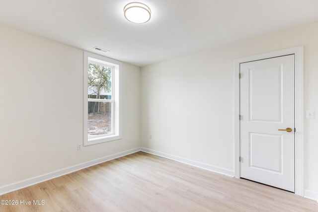 6033 Shiloh Drive, Wilmington, NC 28409