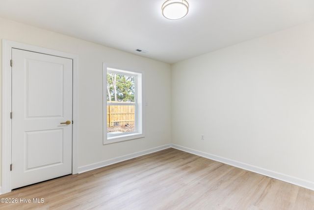 6033 Shiloh Drive, Wilmington, NC 28409