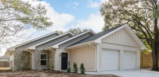 6033 Shiloh Drive, Wilmington, NC 28409